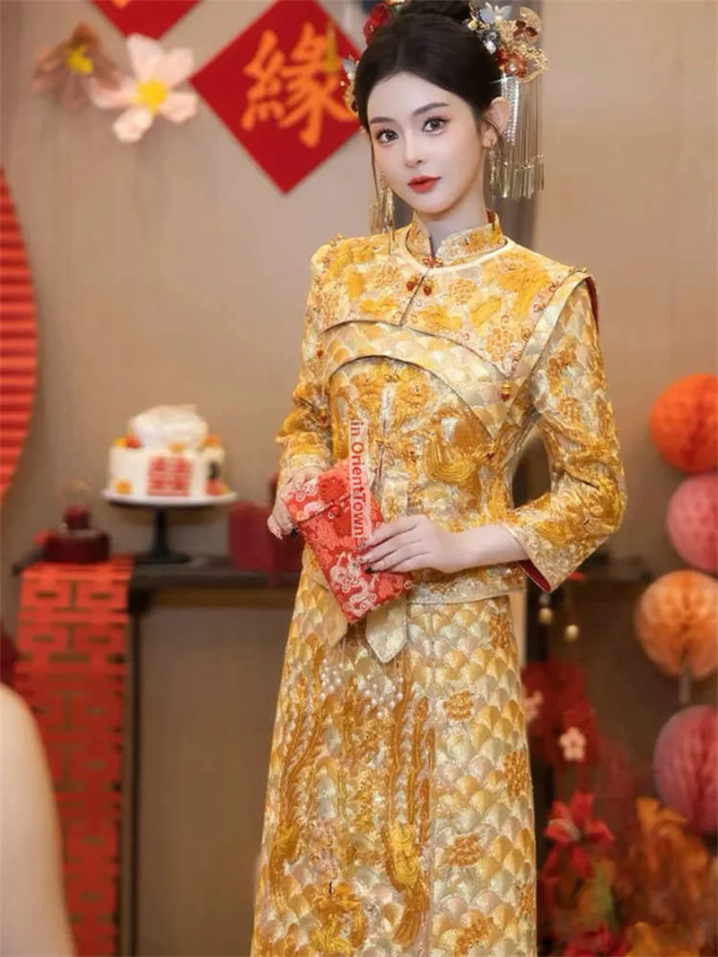 خمر الذهب الرسمي العروس فتاة بلايز + تنورة رائع في OrientTown فستان الزفاف قوانغدونغ التطريز الملابس التقليدية TP048