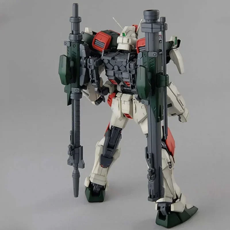 Bandai MG GAT-X103 Buster Mobile Suit Gunpla Action Figure Gundam Model Kit Anime Figure Giocattoli per Ragazzi Regalo per bambini