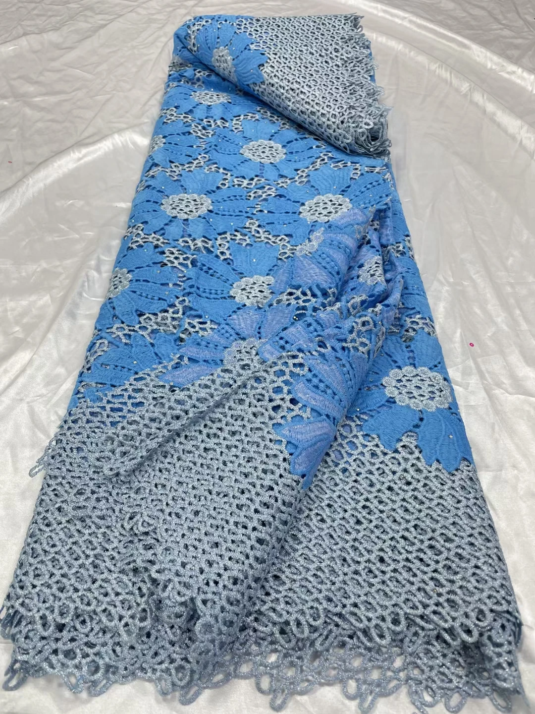 

Latest Sky Blue African Stones Water Soluble Lace Fabric 2023 High Quality French Nigerian Guipure Cord Net Lace Fabric KRC23118