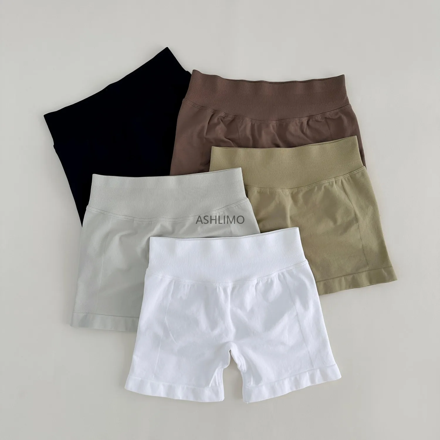 ARFTE Shorts 4.5 Women Scrunch Bum Gym Shorts Low Ribbed Band  Seamless Yoga Shorts Workout Biker Short Stretch Fitness Short image 4