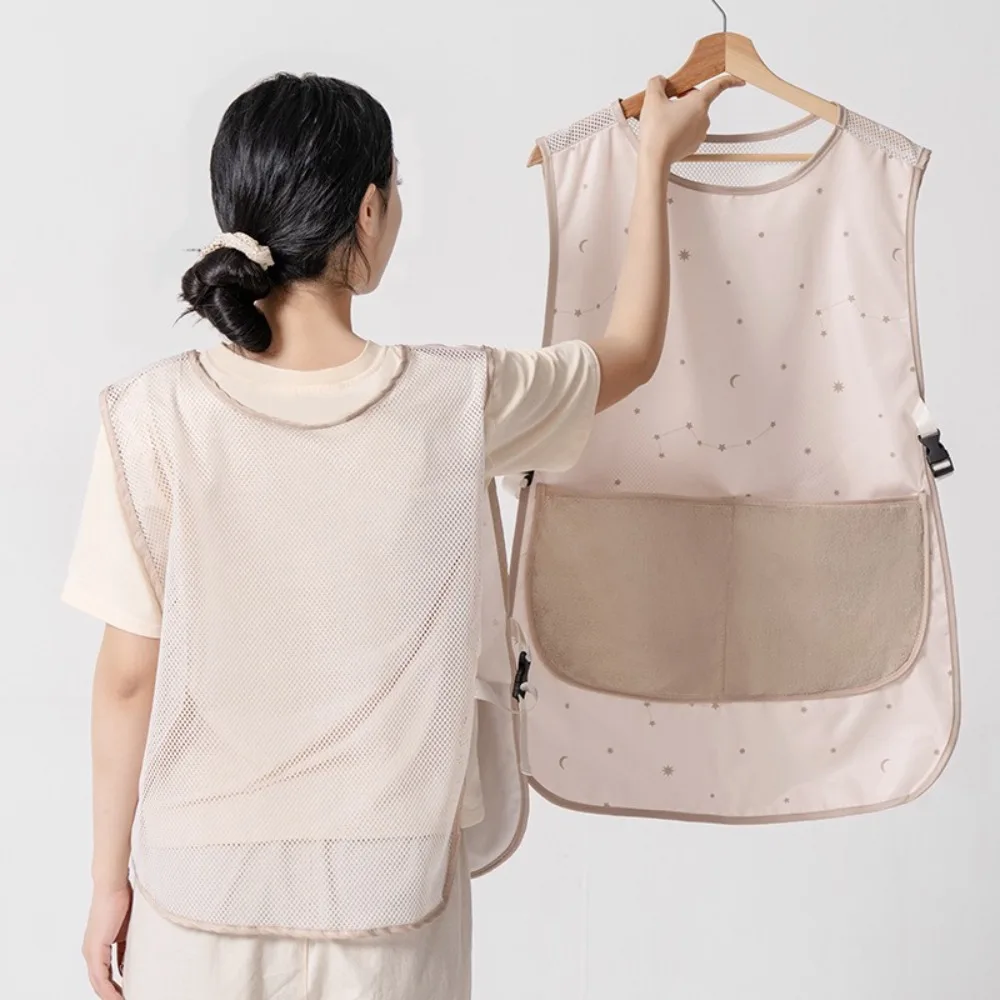 

Противораемый пятностойкий фартук из полиэстера, моющийся вручную водонепроницаемый халат с карманом, водонепроницаемый халат для работы по дому, кухонный халат