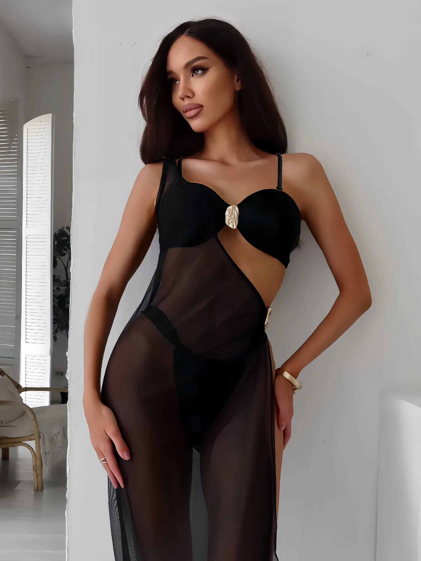 

Сексуальный сетчатый купальник-бикини из 3 предметов 2026: женский черный купальник с металлической пряжкой, пуш-ап, стринги, пляжный комплект для отпуска, накидка, пляжная одежда