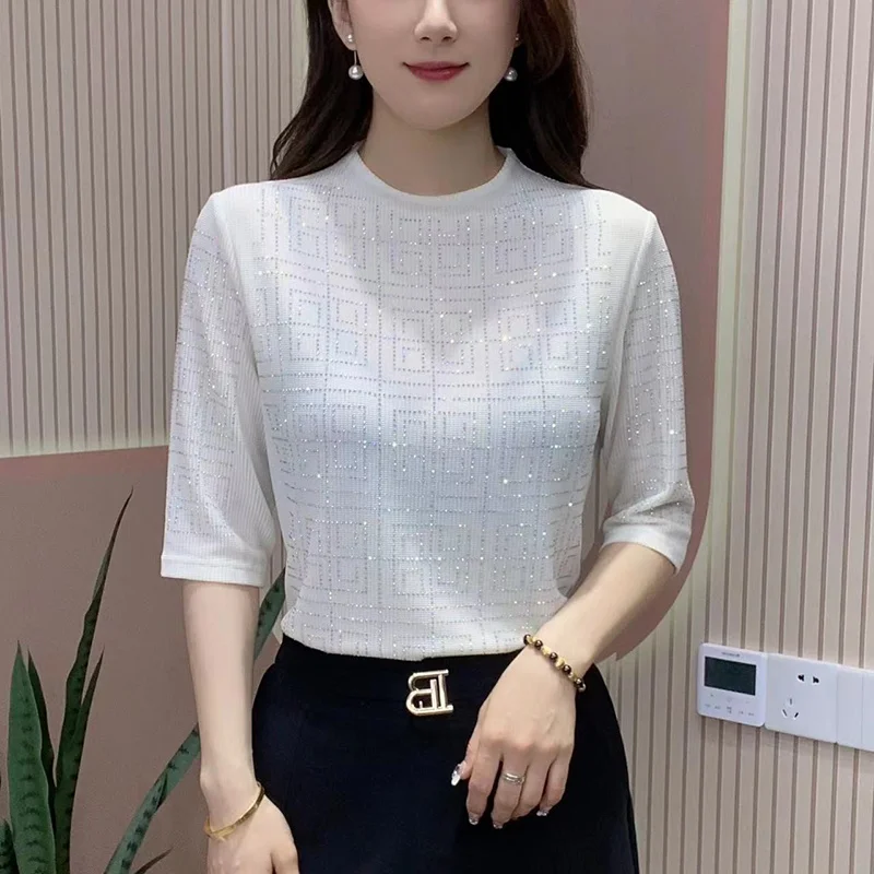 2024 Spring Autumn New Women's Round Neck Solid Color Korean Commuter Diamonds Pullover Half Sleeve Slim T-shirts Casual Tops