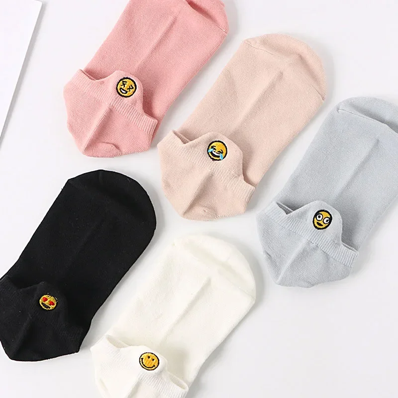 Fashion Socks Woman 2024 New Spring 1 Pair Ankle Socks Girls Cotton Color Novelty Women Fashion Cute Heart Casual Socks Lady