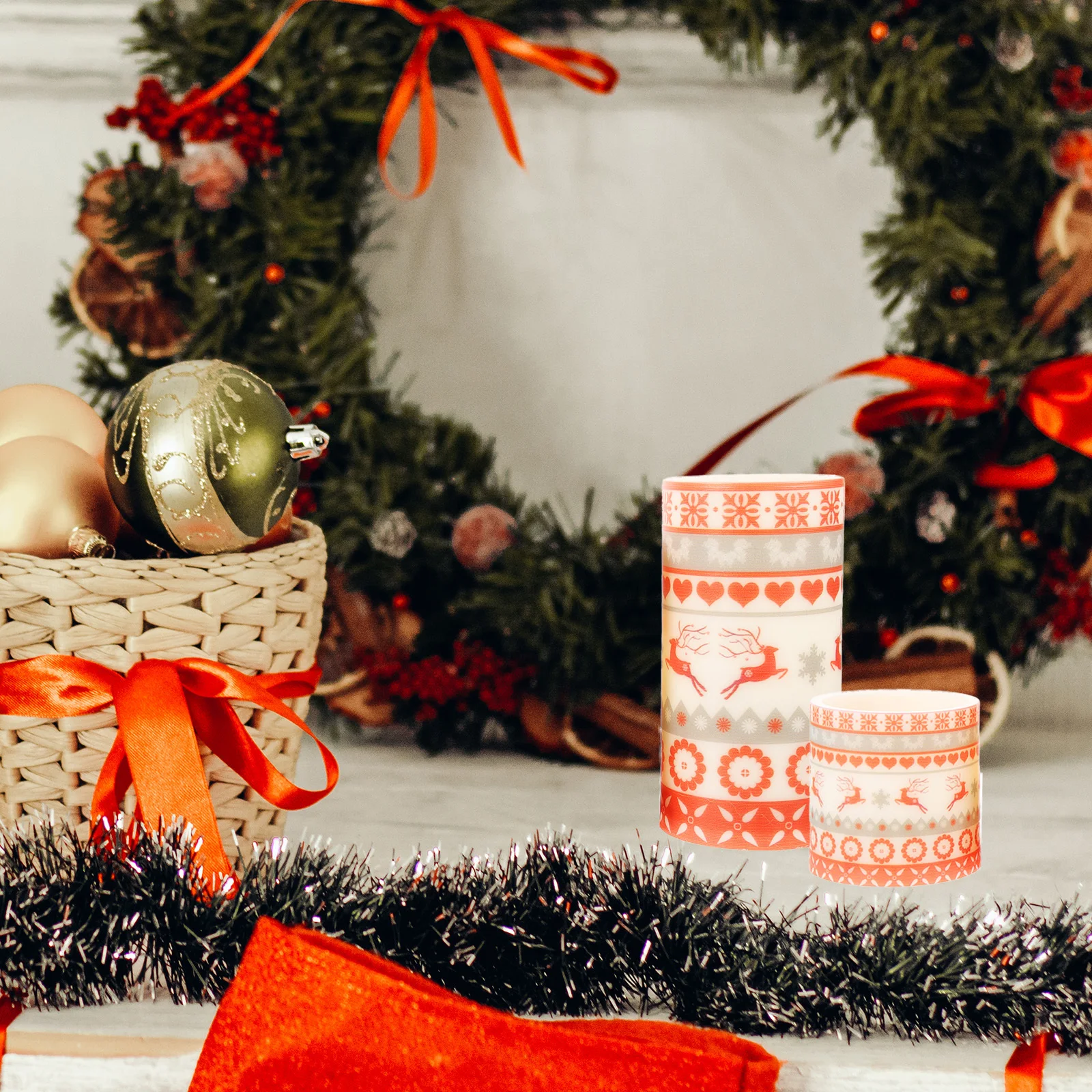 4 قطع LED شموع عيد الميلاد أضواء عديمة اللهب مصباح ليلي مزخرف آمن للاستخدام المنزلي في حفلة عيد الميلاد في الهواء الطلق