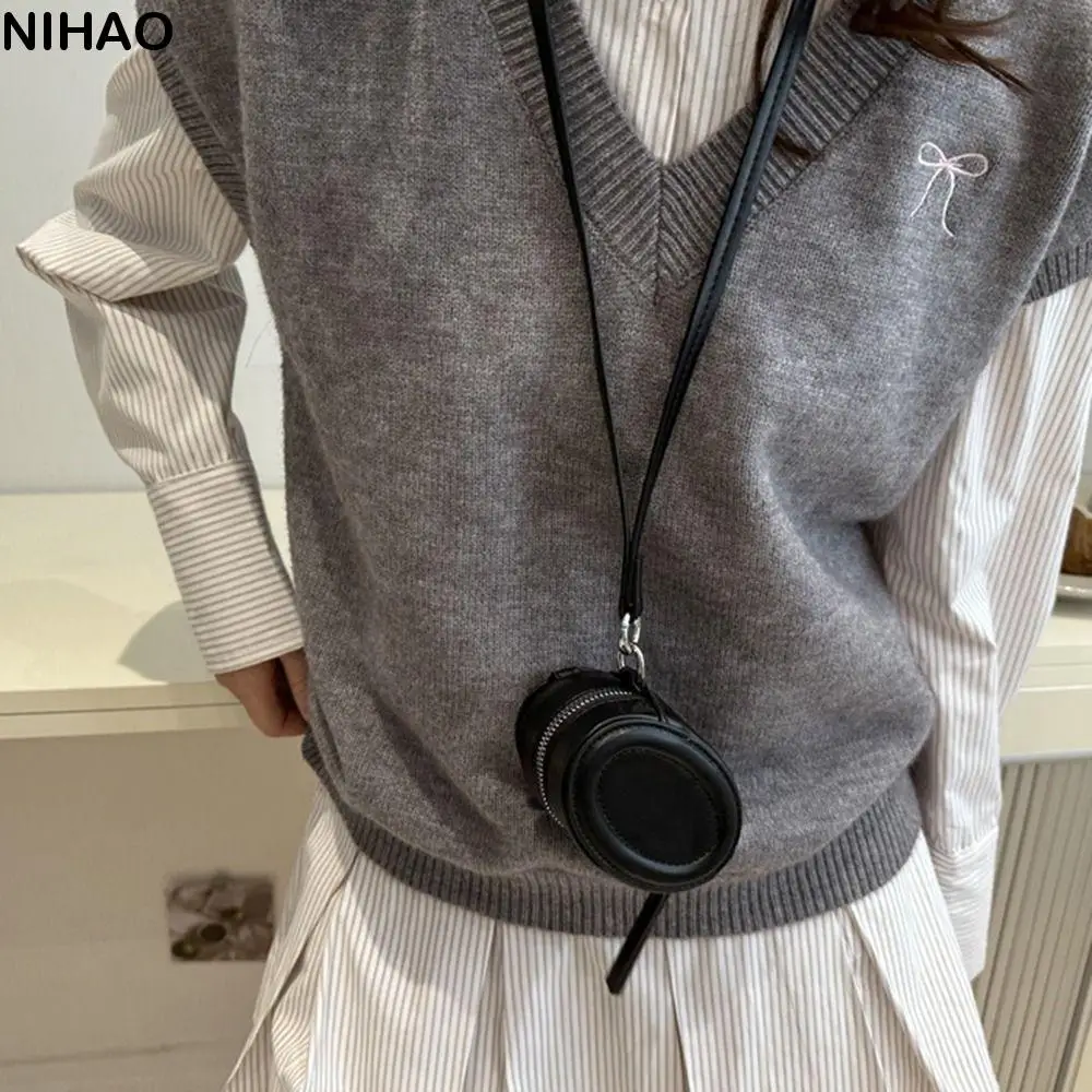 

Elegant PU Leather Hanging Neck Coin Purse Oval Round Lanyard Wallet Purse Cute Crossbody Bag Outdoor