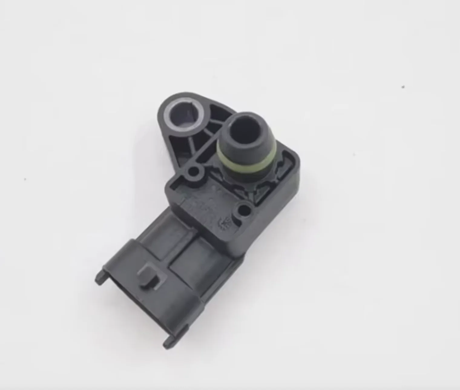 10Pcs Intake Air Pressure Sensor For Chevrolet Dongfeng Sail WuLing ZhiGuang Sunshine HongGuang YangGuang OE No.:F01R00E003