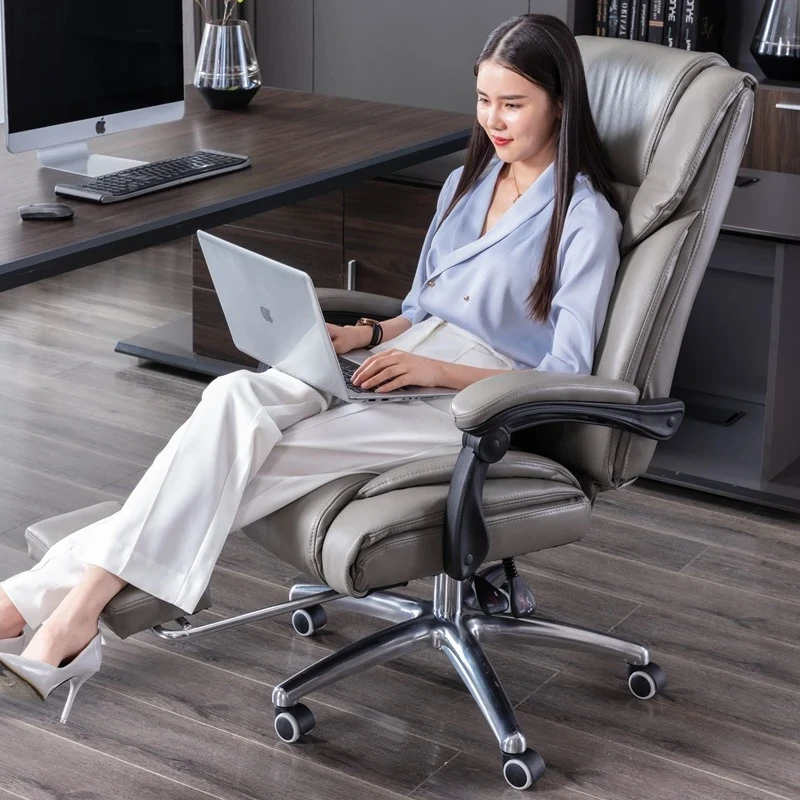 Sedia da ufficio nordica di lusso Aggiornamento regolabile Designer Comoda sedia da ufficio Mobili per la casa Fauteuil Bureau oversize in pelle