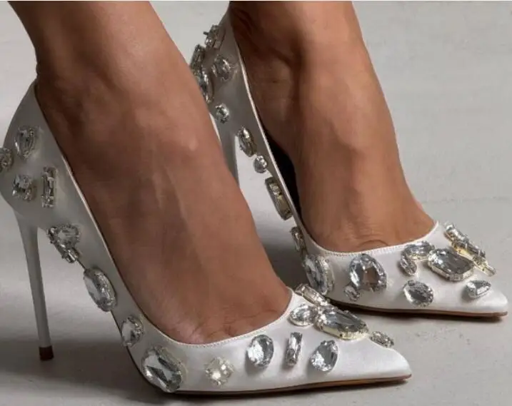 

Elegant Women White Black Satin Big Gems Pointed Toe Shallow Slip On Pumps Female Thin Heels Bride Wedding Shoes Party Shoes