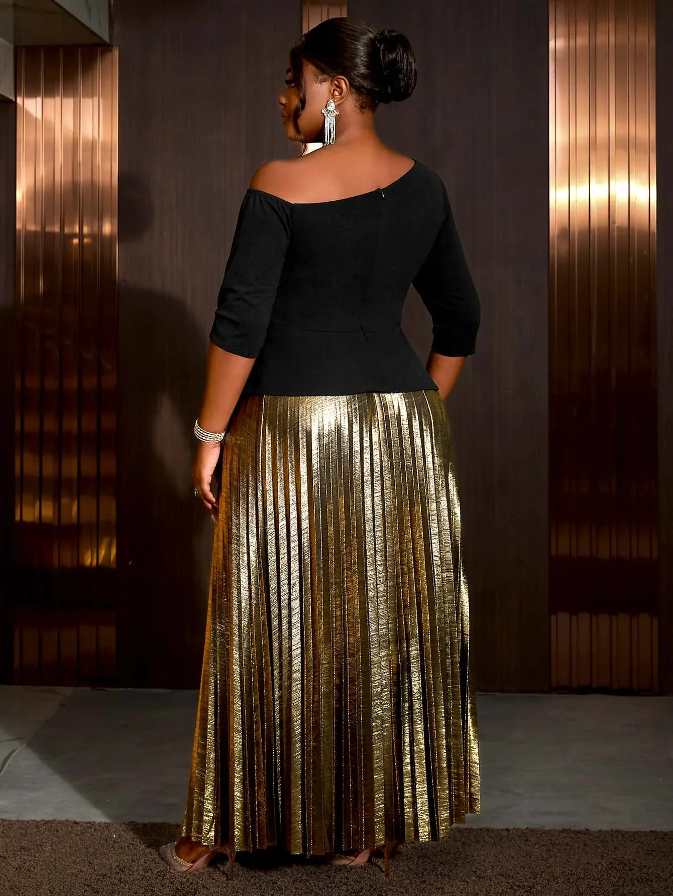 Classic A-line Women's Long Skirt Two Piece Set Solid Color Off Shoulder Split Top Folded Gold Gloss Half Skirt Plus Size Set