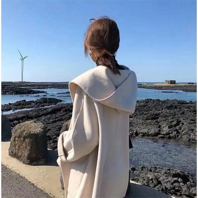 Autumn and Winter New Korean Wool Coat Women's Classic College Style Single Breasted Loose Slim Medium Length Wool Coat