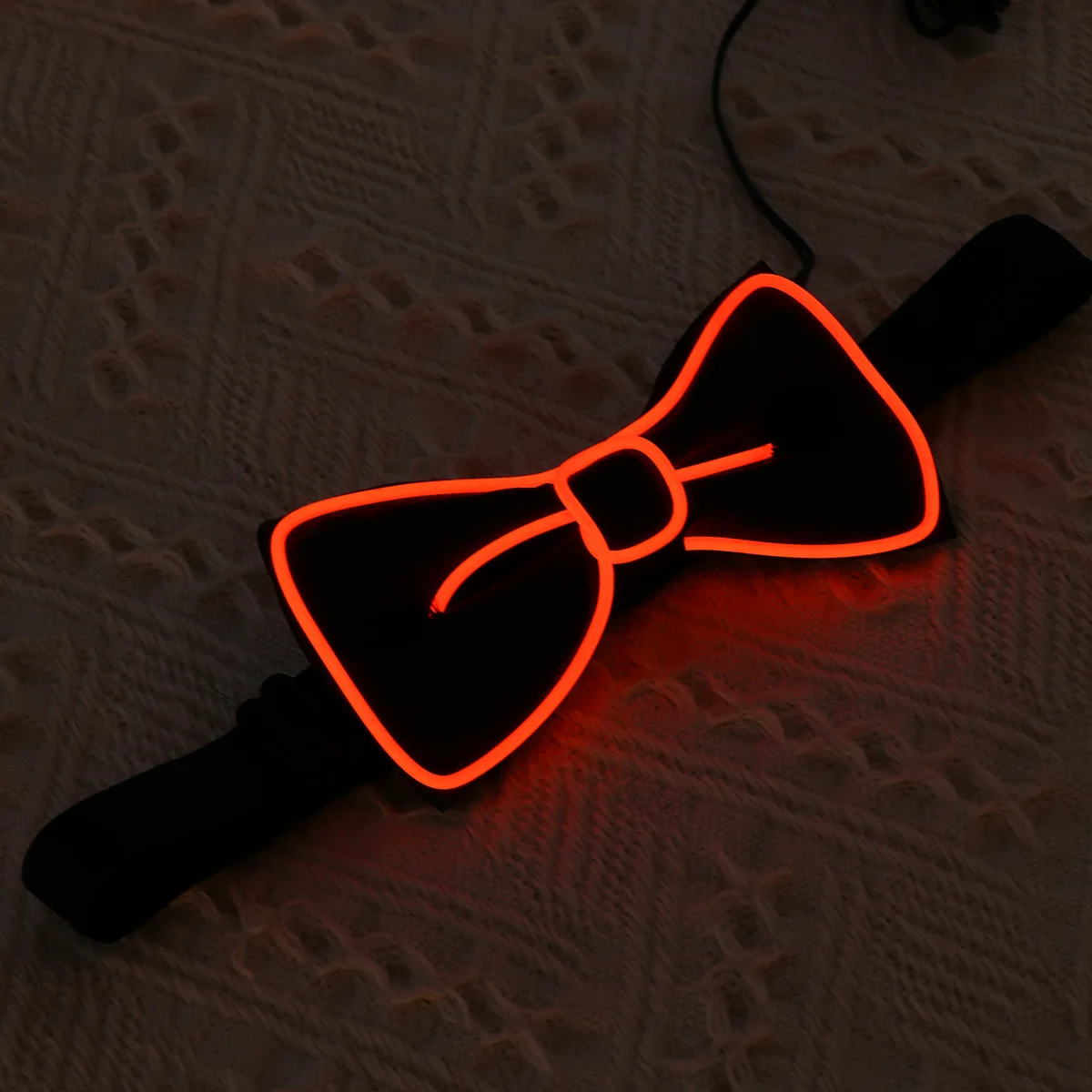Papillon lampeggiante a LED Rosso incandescente Cravatta per feste Collare per prestazioni Accessorio per costume cosplay Decorazione di Halloween Regalo per festival