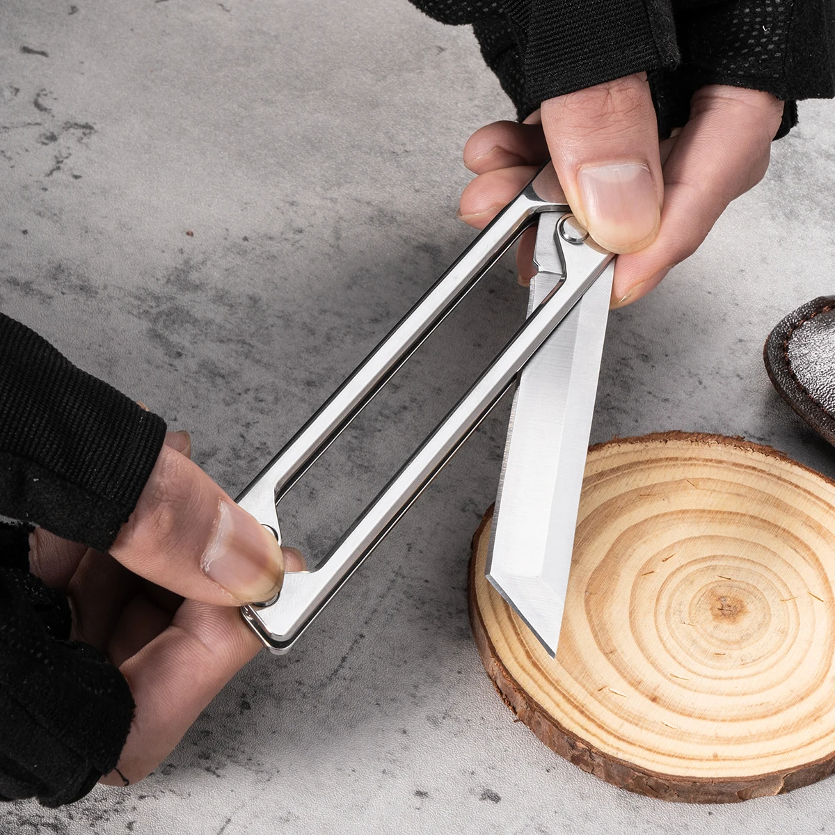 

Многоцелевой складной нож из нержавеющей стали для кемпинга на открытом воздухе, портативный полевой нежный нож высокой твердости