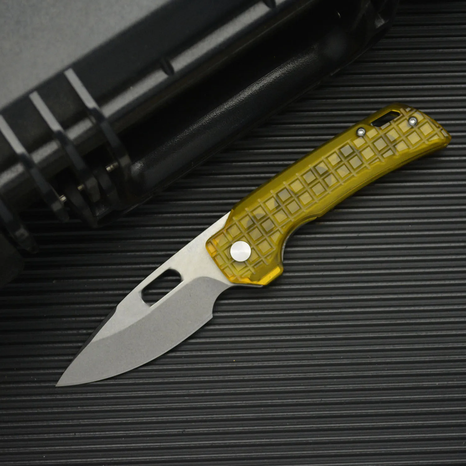 

K110 steel high hardness sharp folding knife PEI handle outdoor camping knife fruit edc small knife