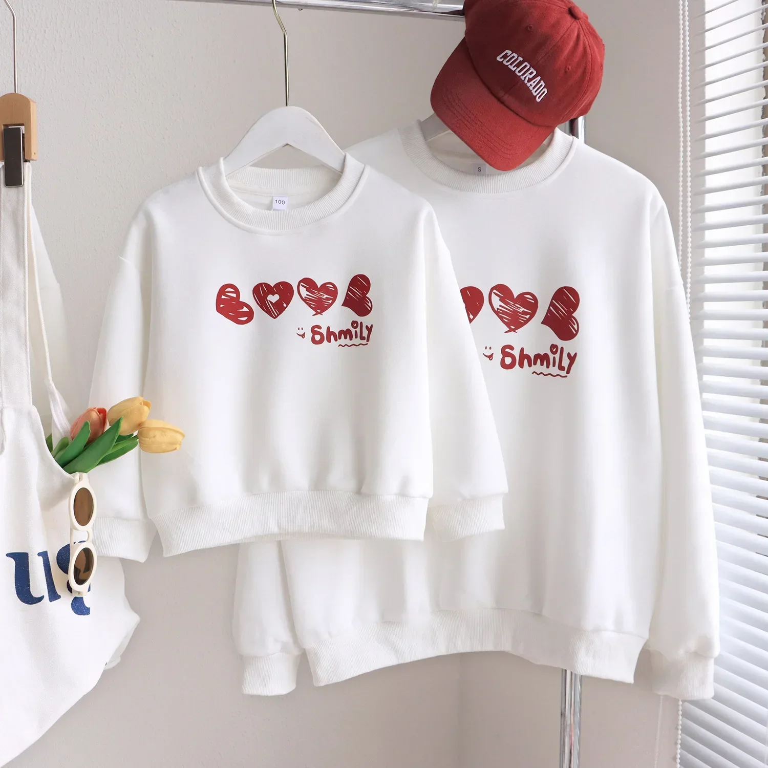 Family Long Sleeve Sweatshirt Heart Print Parent-child Matching Clothes Father Mother Daugther Son Clothing Baby Toddler Romper