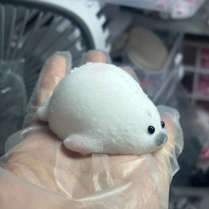 Taba Funny Kawaii Handmade Silicone Plush Grey White Seal Cute Sea Lion Girl Birthday Kids Gift Pinched Fidgeting Squishy Toys