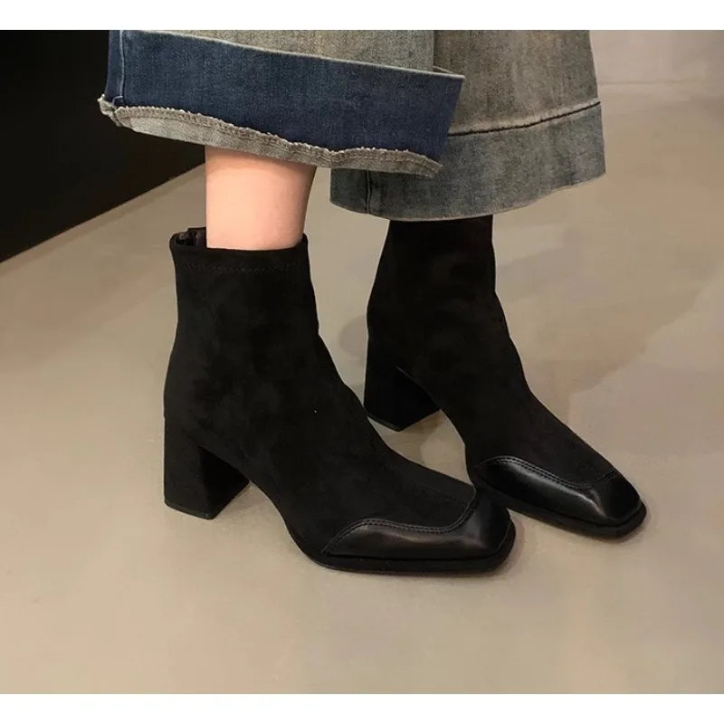 

Женские ботильоны с квадратным носком, модная обувь на замшевом высоком каблуке, массивные мотоциклетные ботинки, трендовые зимние новые туфли-лодочки, короткие ботинки Botas