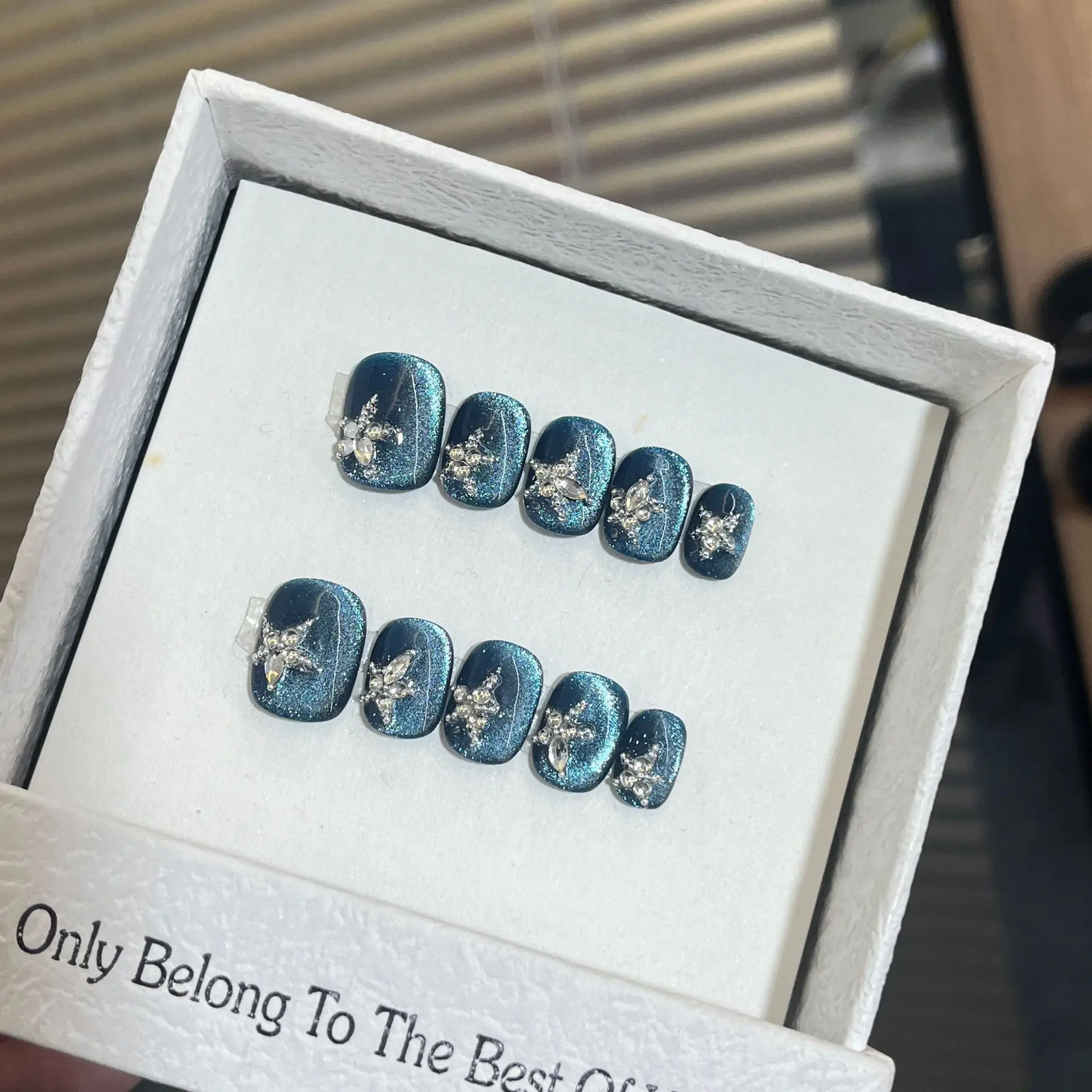 ハンドメイド [魚座] エレガント ショート丈 ブルー キャッツアイ 星型 ラインストーン 肌を明るくする デイリー スパークル プレスオンネイル