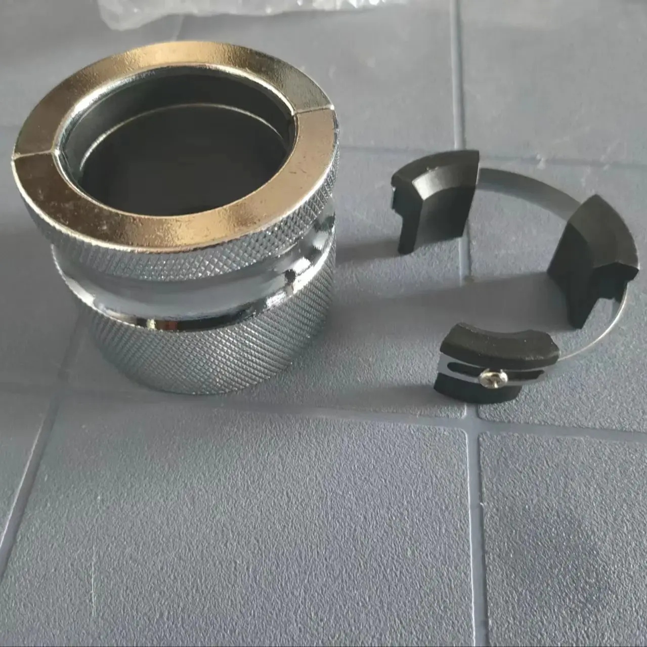 Fork Seal Driver Tool Oil Seals Install Tool Motorcycle Adjustable 39-45mm Works on Either Conventional Inverted Forks Instal