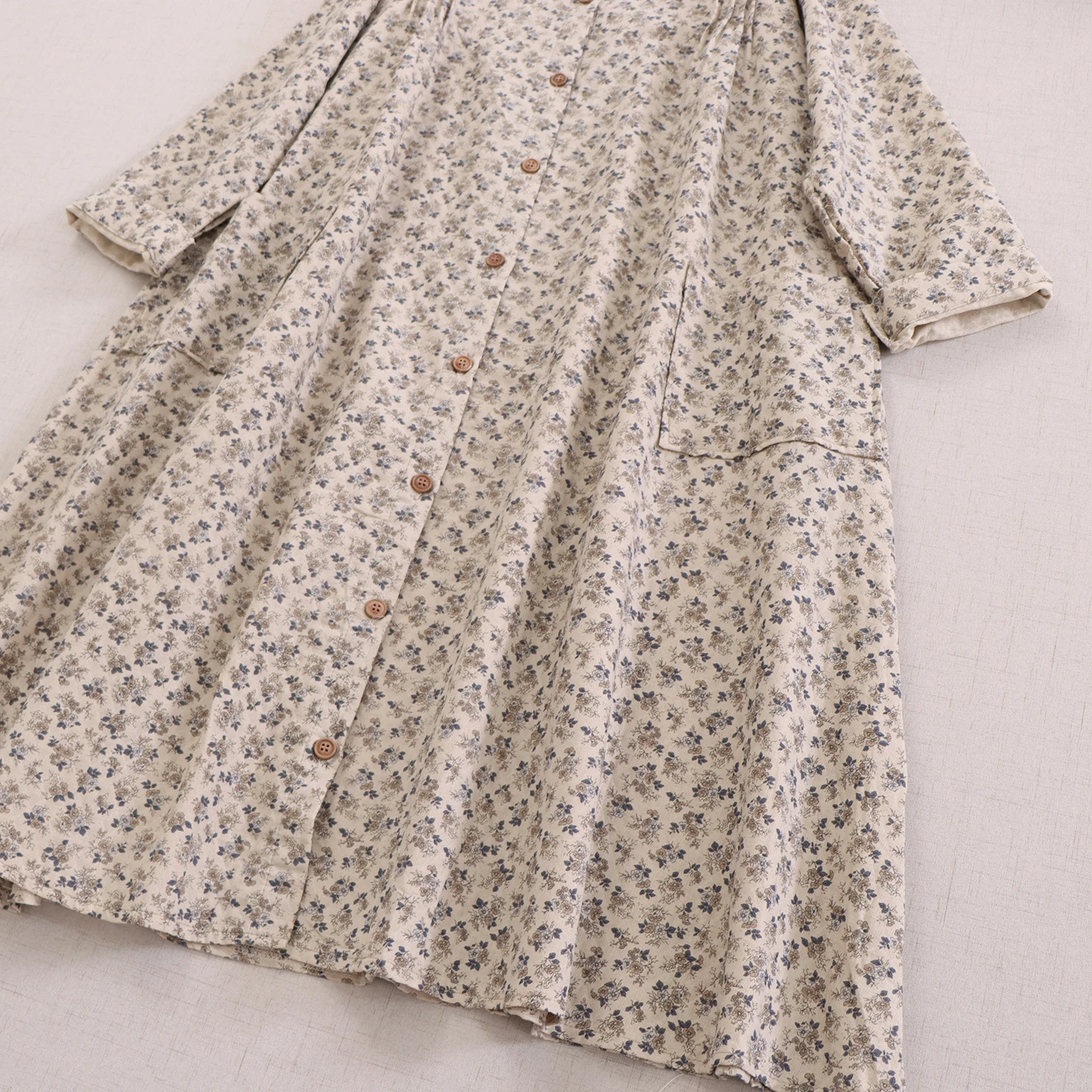 Vestido japonés dulce Mori Girl Vintage de algodón con estampado Floral para mujer, vestidos Midi holgados informales de manga larga con una hilera de botones para otoño