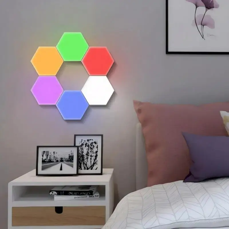 Lámpara de pared Hexagonal inteligente RGB, lámpara táctil que cambia de Color, luz nocturna ambiental para dormitorio y sala de estar