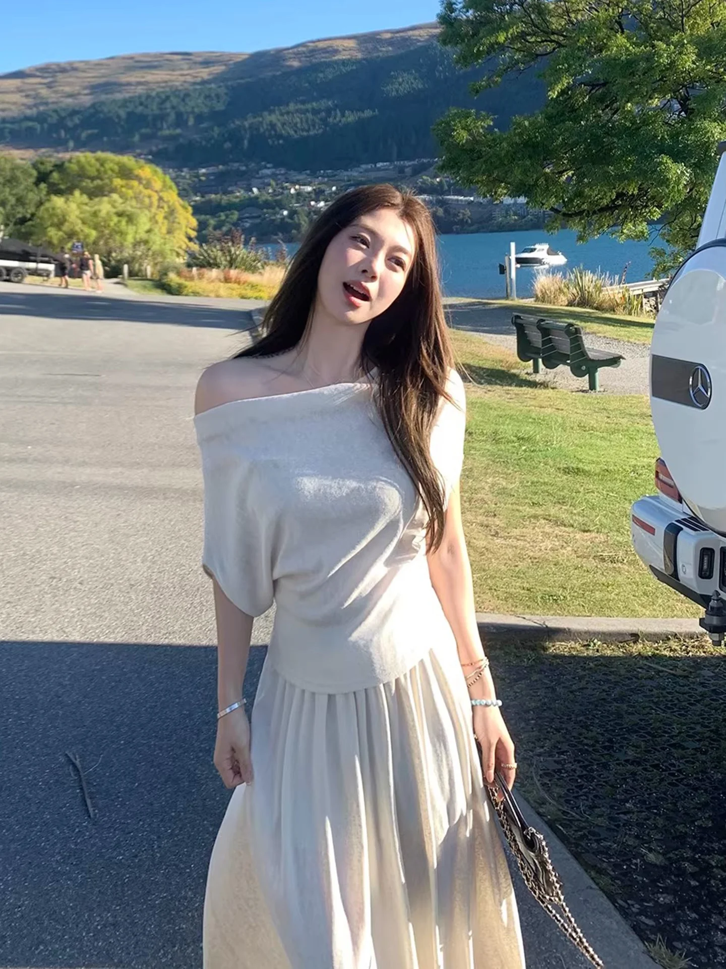 

Spring 2026 Women's Slim Fit T-Shirt Top Set Short Sleeve Fashion Design Sensation Casual Wear Two-Piece Suit Half-length Skirt