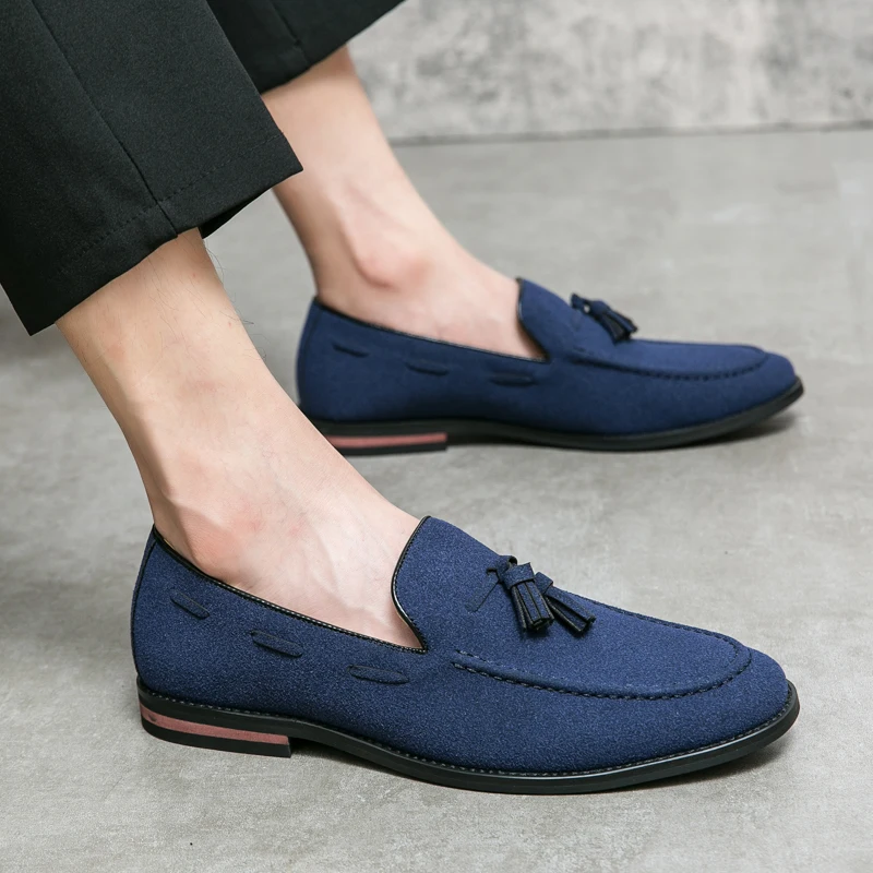 Elegant Shoes Men Classic Dress Loafers Men Brand Shoes Moda Italiana Suede Tassel Leather Shoes Formal Mocassim Masculino Couro