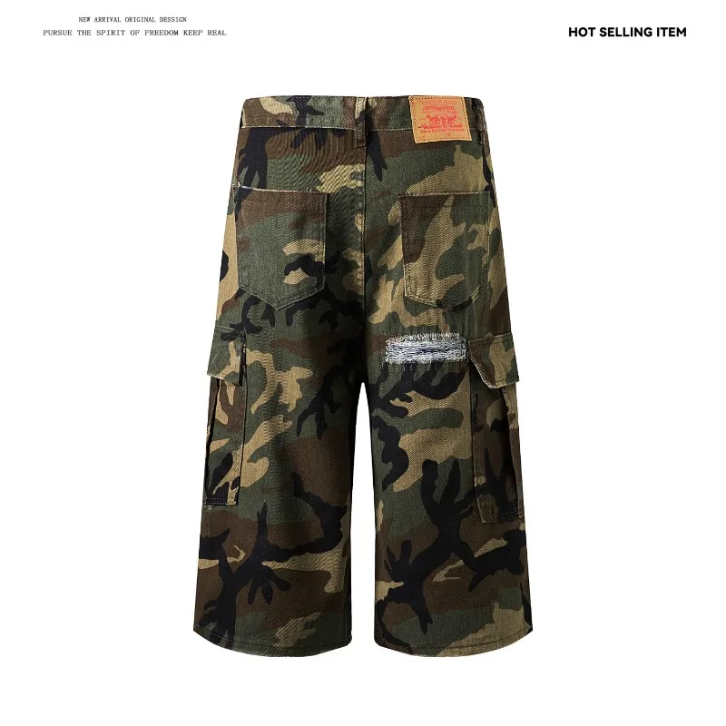 Damskie jeansy plus size w stylu amerykańskim, postarzane, z naszywkami, proste nogawki, kamuflaż, długość 7/8, luźne, wyszczuplające szorty casual.