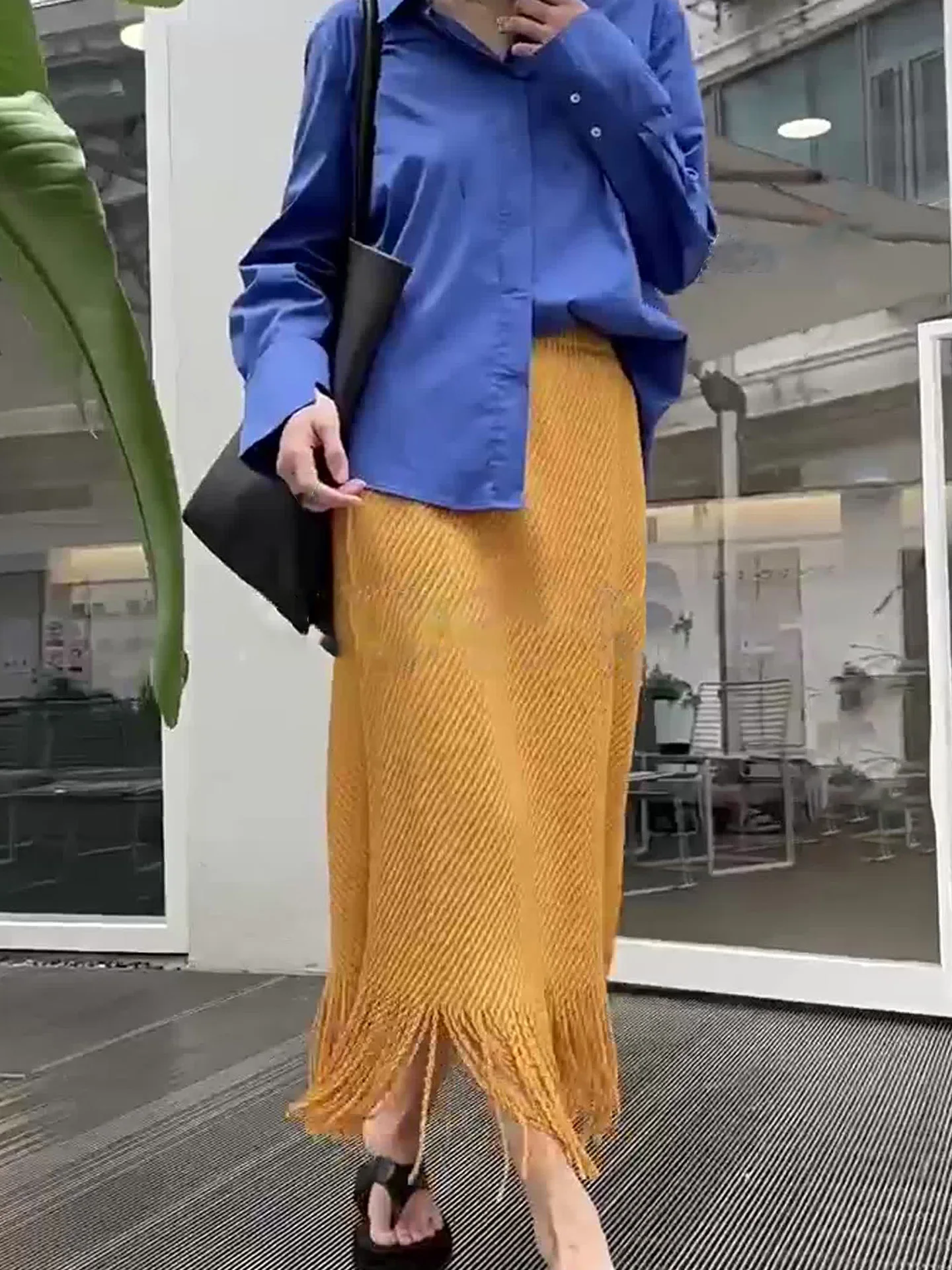 

Юбка женская с высокой талией, объемными складками, стройнящая, однотонная, с бахромой, из прочного полиэфирного волокна, весна-лето