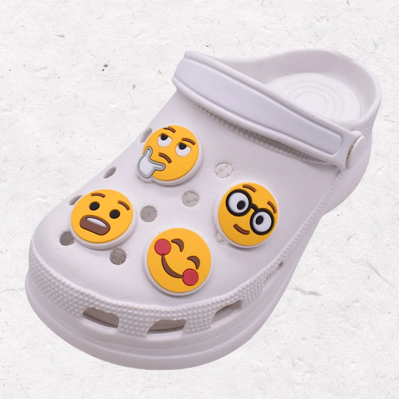 

16Pcs Smiley face hole hole shoe flower PVC soft rubber shoe buckle cute accessories garden shoes DIY decorative buckle set