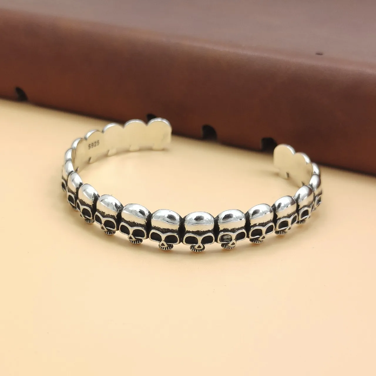 Hip hop sterling silver handmade full skull personalized skull bracelet retro domineering creative opening wide bracelet