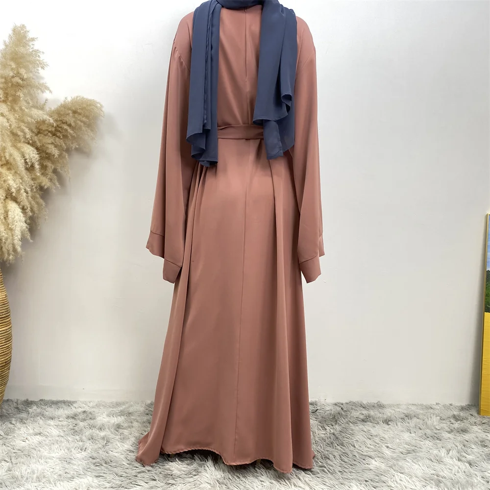 عباءة لُجَين (Lujain Abaya) Se69e5f0e817f43e1a8fc2e0fc0d9291aU