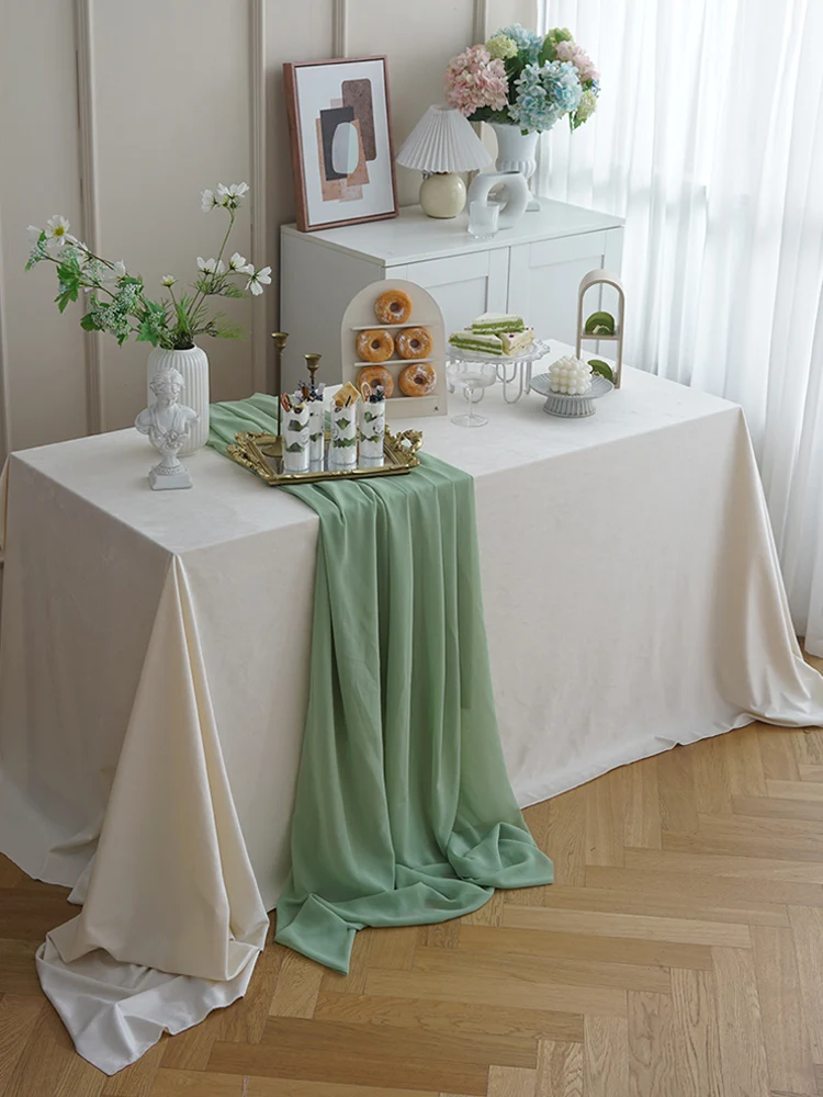 Mori Style Pure Green Beige Dessert Tablecloth Velvet European Outdoor Wedding Birthday Party Tea Break Table Decoration Fabric