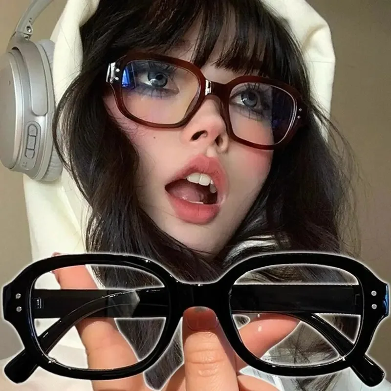 Vintage Square Fram…