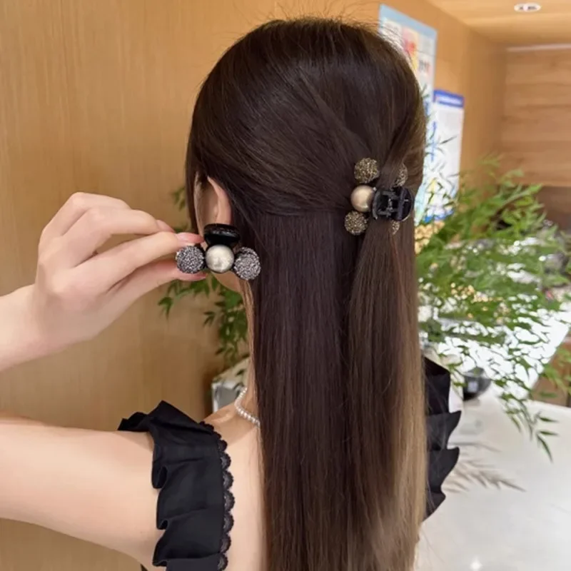 Mini pinces à cheveux en perles pour femmes, petites pinces à cheveux élégantes en strass, épingles à cheveux, Barrettes en forme de crabe, accessoires pour cheveux pour femmes