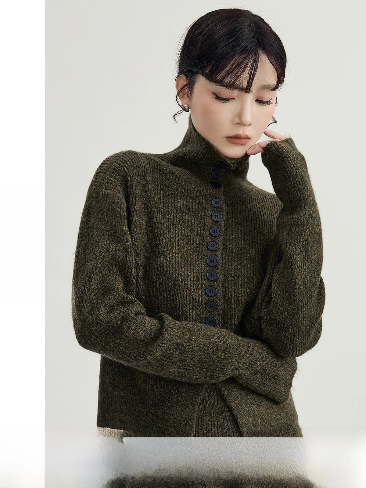 

Женский вязаный открытый кардиган Guier с высоким воротником, весна 2024, новый облегающий топ в стиле ретро, качественная ткань, однотонный длинный све или...