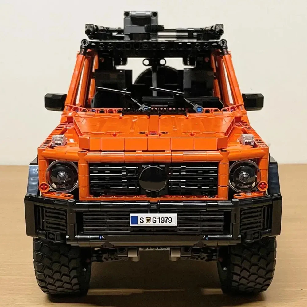 

2025 China building blocks cross-country running car difficult splicing educational building blocks boys toy gifts