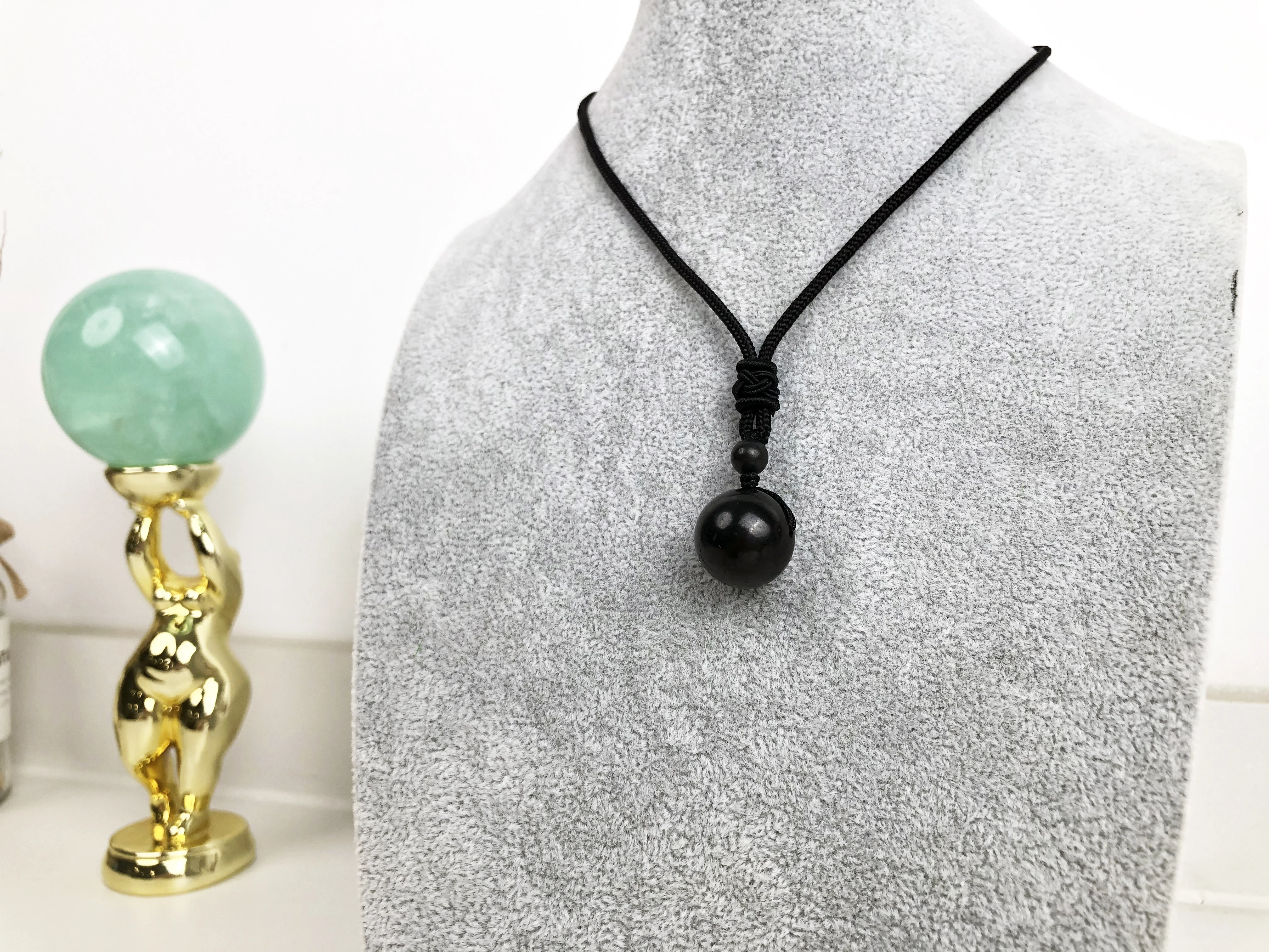 قلادة خرز مستديرة من Shungite مقاس 16 مم من الكريستال الطبيعي لتوازن الطاقة #2