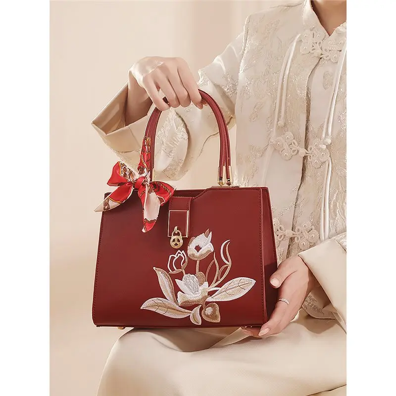 New Style Style Embroidery High-Grade Red Bag Women's Large Capacity Middle-Aged Ladies' Mom Bag Crossbody Handb