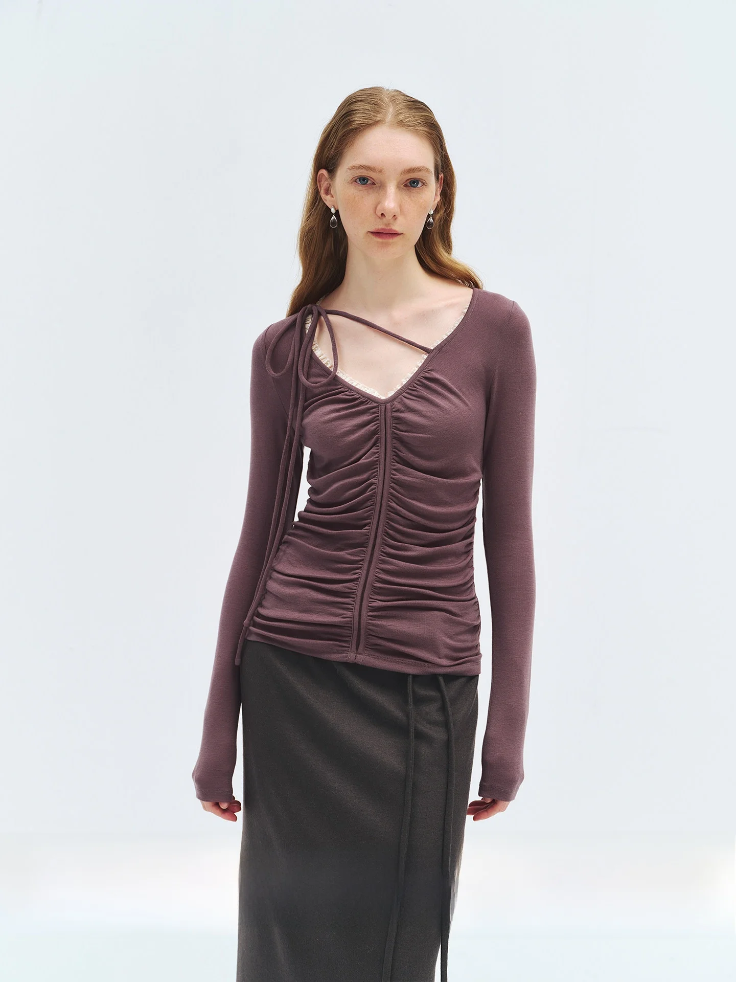 

Кружевная вязаная шерстяная футболка с V-образным вырезом, повседневная, приталенная, с длинным рукавом, с эффектом мятости, женская, модная, осенняя одежда