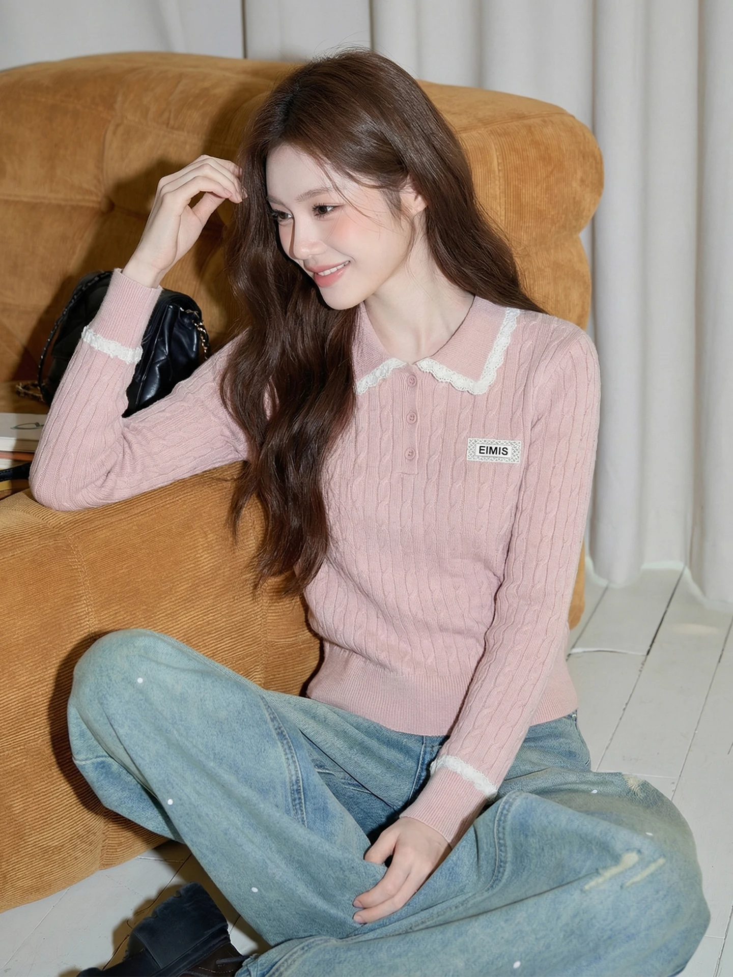 

Женский приталенный вязаный свитер в корейском стиле с воротником и кружевными вставками, розовый, с узором «косы», весенний модный дизайн