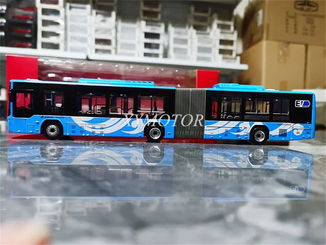 1:64 For Beijing City Bus lane No.52 BJ6160 Trolleybus Clouds Diecast Model Car Toys Gifts Hobby Display Ornaments Collection