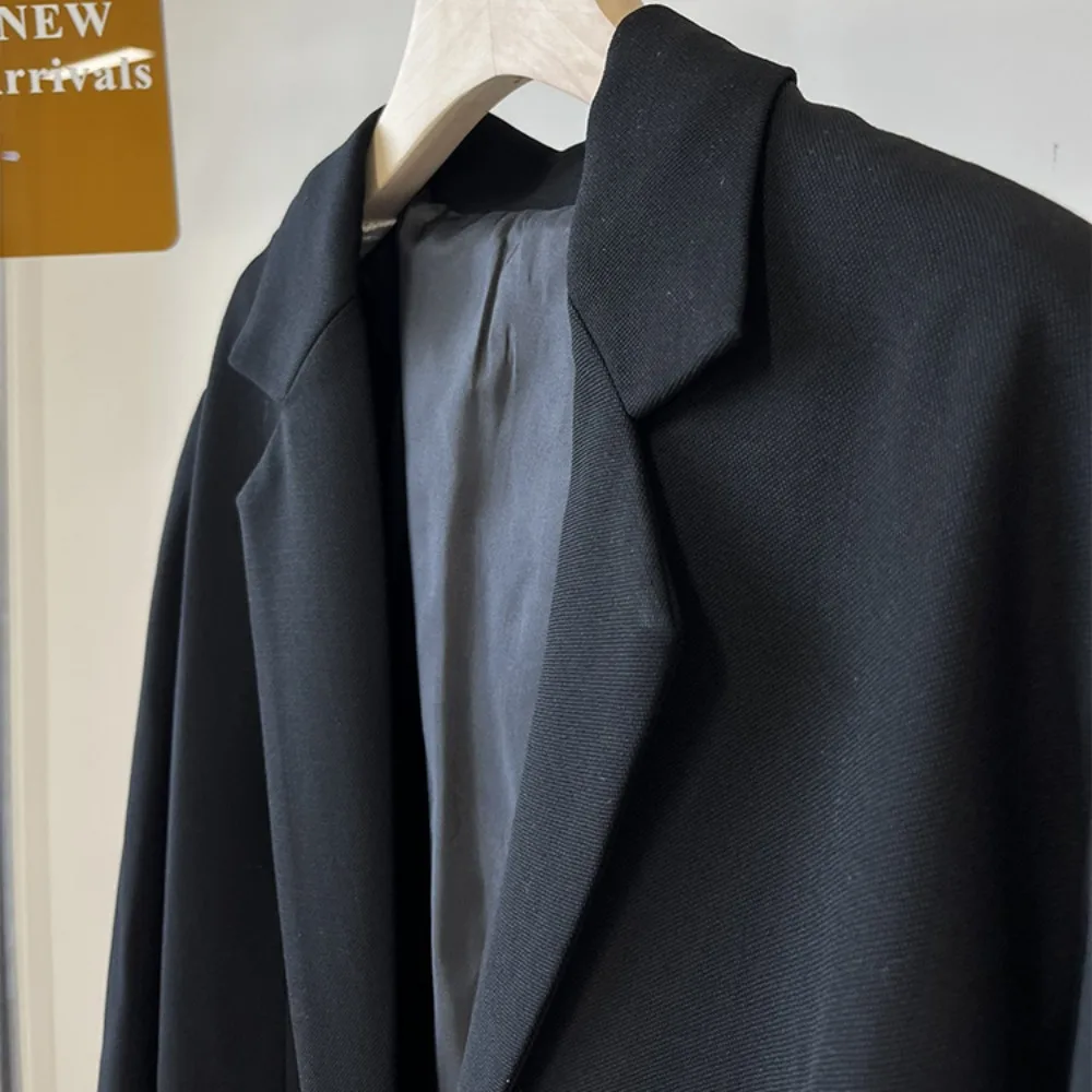 Premium Pleated Back Wool Blend Mid-length Black Coat