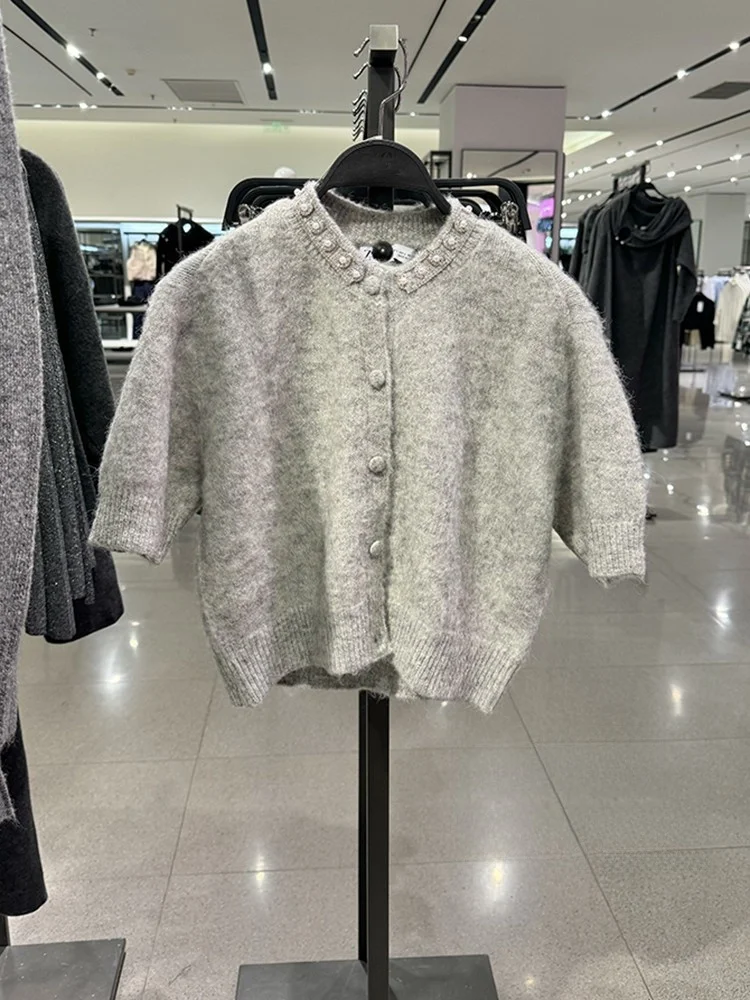 

Sweet Stylish Short Knitted Sweater Jewelry Decorated Spring New Arrival Women's Fashion Nylon Fabric Low round Neck Cardigan