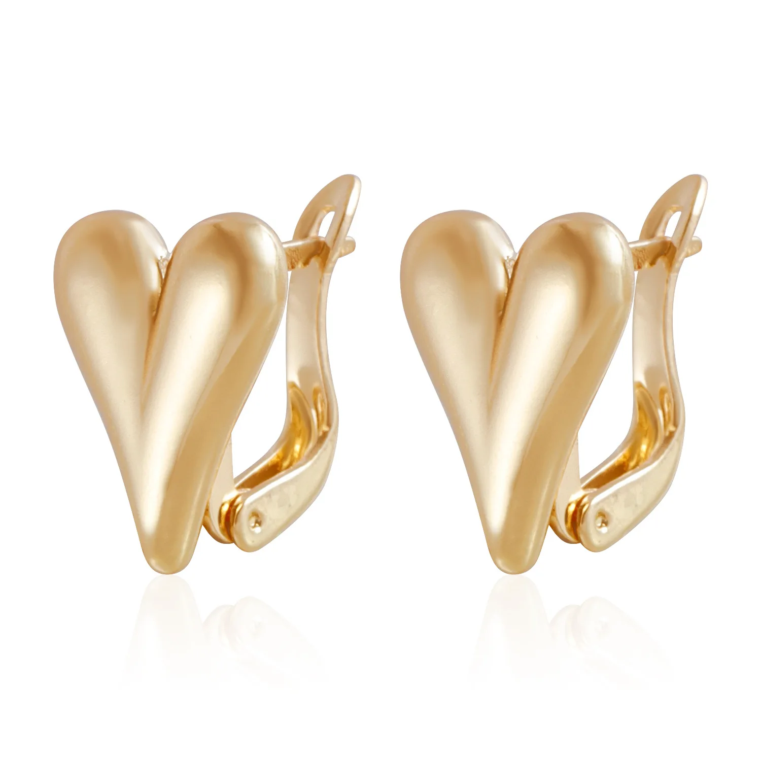 

New Fashion Trend L Cute Earrings Love Stud and Clip Girl Temperament Stud Earrings Party Jewelry Classic Earrings for Women