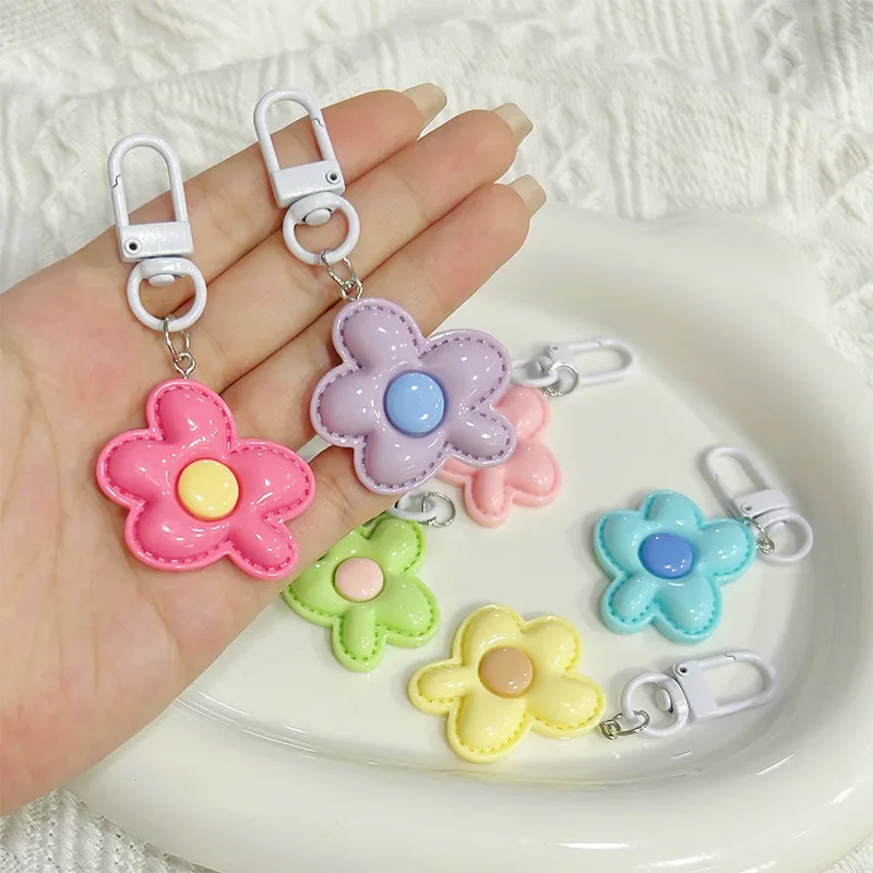 Candy Color Cartoon Flower Keychain for Women Bag Pendant Cute Key Chains Korea Fashion Decoration For Girl Friend Couple