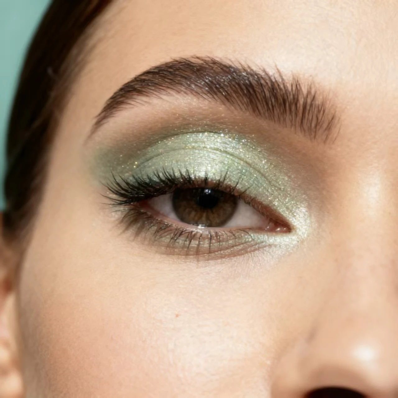 جليتر تفتيح، جليتر عالي اللمعان للجسم، جليتر للعين، مناسب للنساء، مستلزمات العطلات