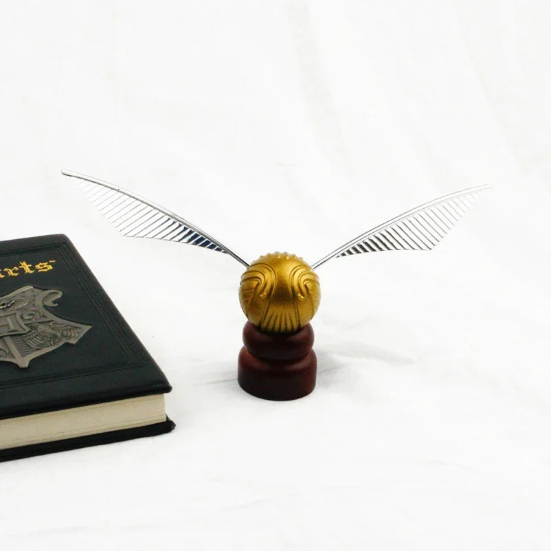 Aqumotic The Golden Snitch Game Ball for A Gift Wing Figurines Miniatures Teen Room Decoration Statuette Collectible