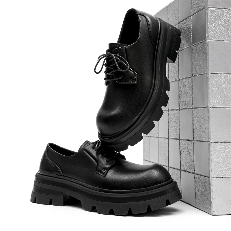 

Men's casual thick soled leather shoes Luxury designer casual style Work or office Black thick soled hot selling shoes Derby