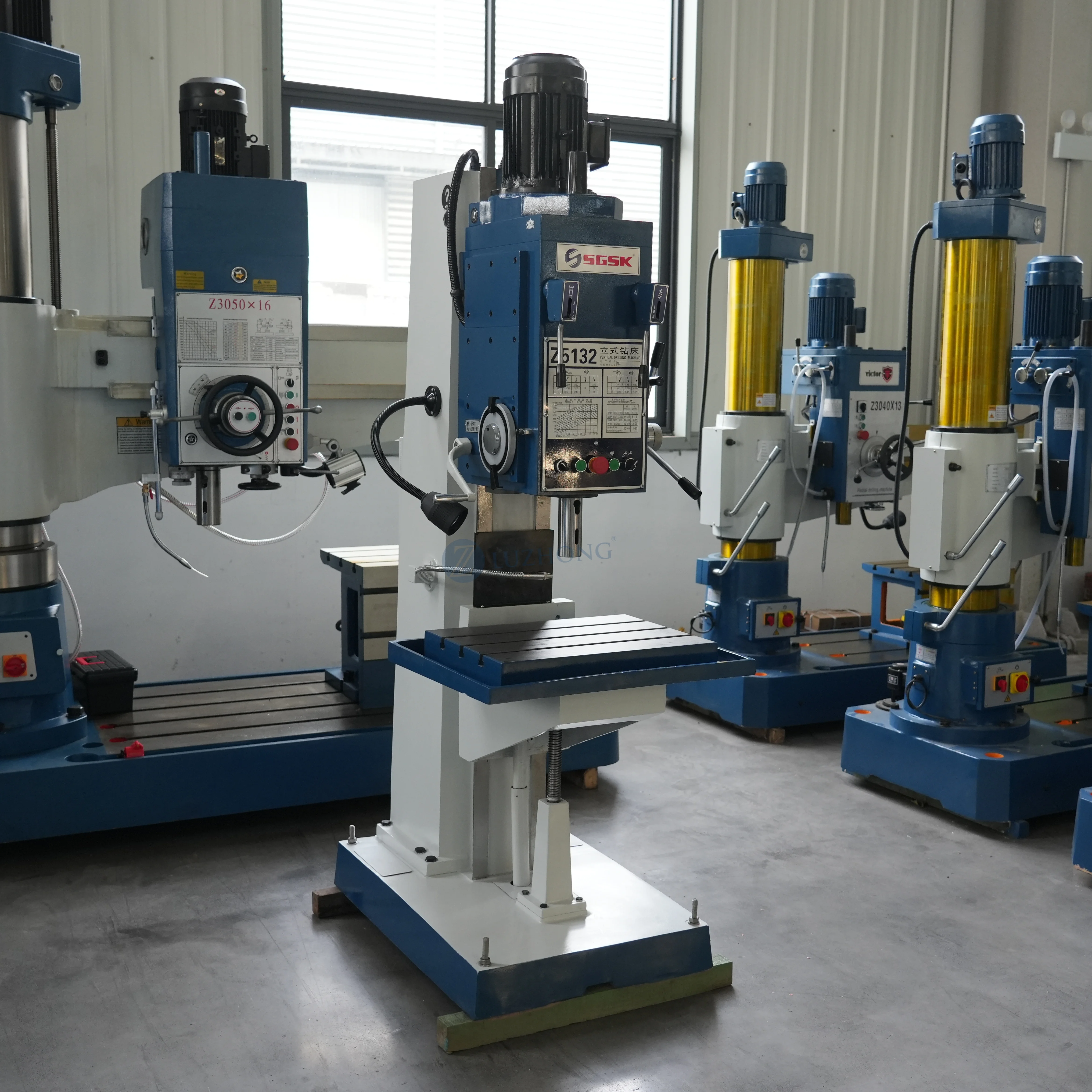 LUZHONG Z5140 220 فولت دليل الحفر الكهربائي باستخدام الحاسب الآلي أفقي/عمودي للبناء للاستخدام المنزلي يتميز بمحرك أساسي